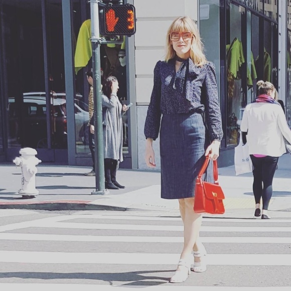 Meet your Posher, Amy - Picture 3 of 4